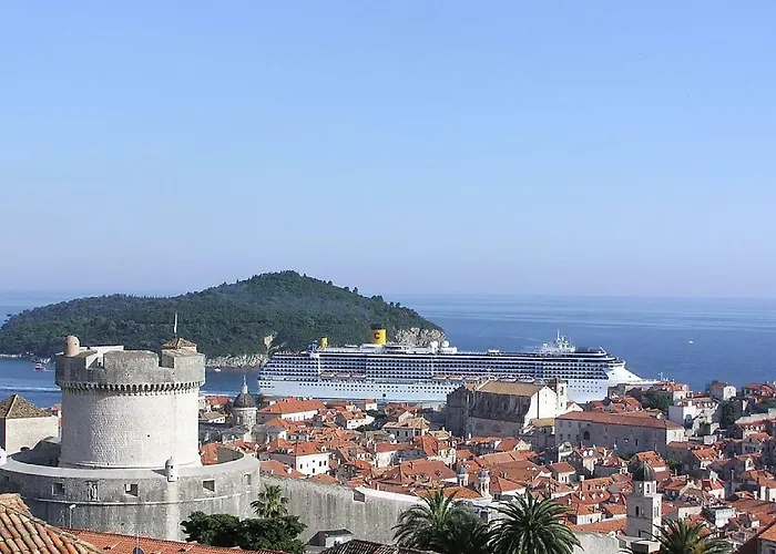 Panoramic Apartment Lujak